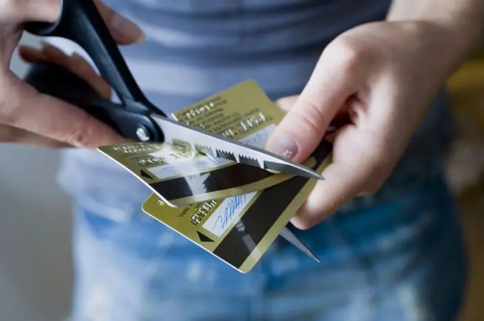 Getting Rid of Your Credit Card Debts Without Actually Closing Any Accounts